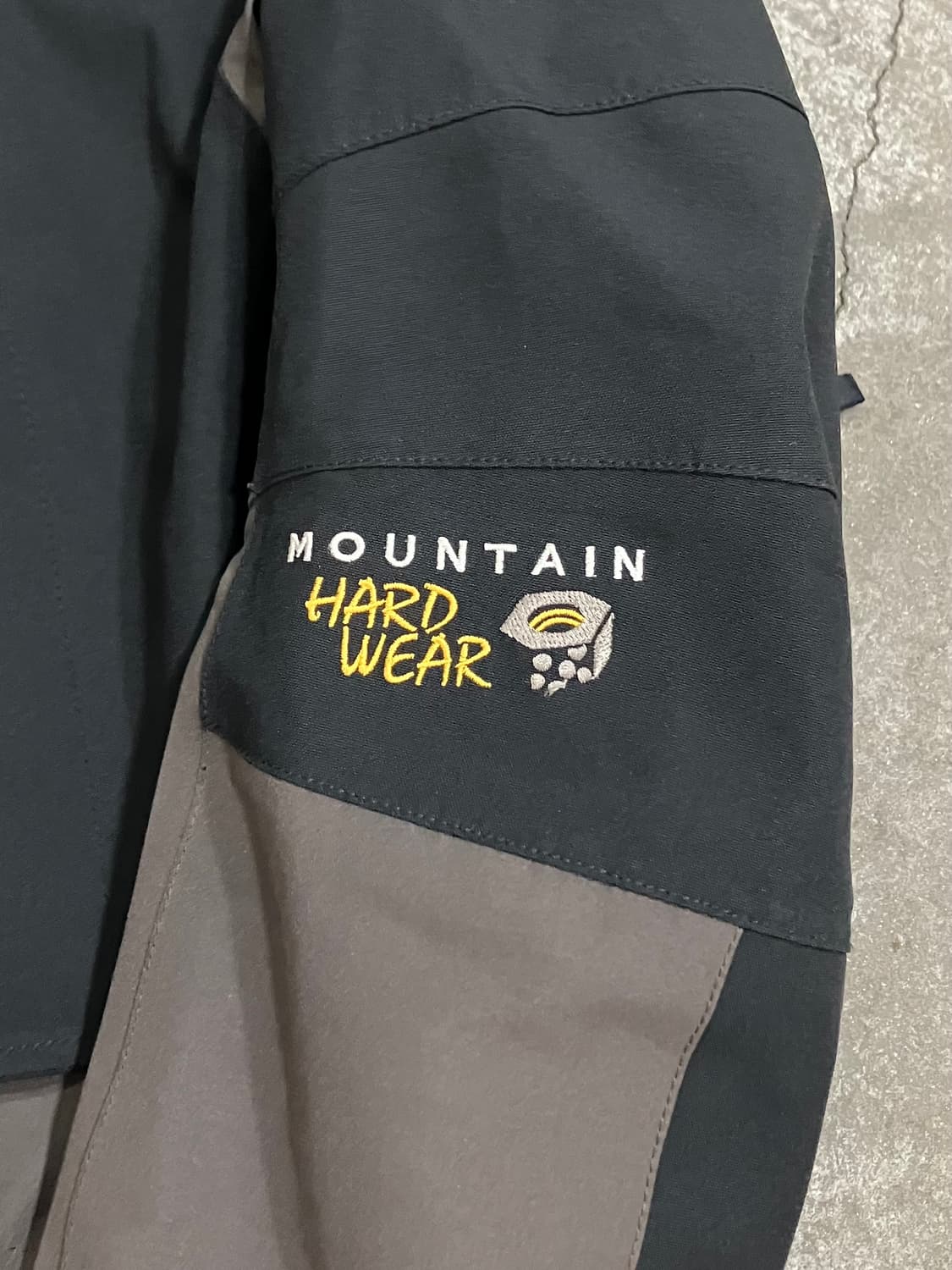 N4 마운틴하드웨어 고어텍스 자켓 상품이미지2