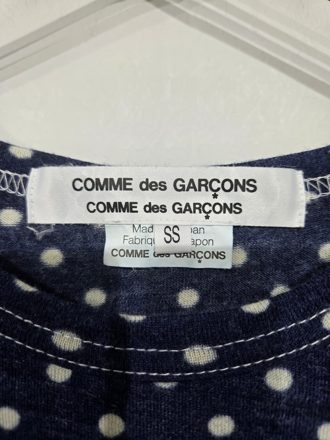 꼼데가르송 네이비 도트 긴팔 티셔츠 상품이미지5