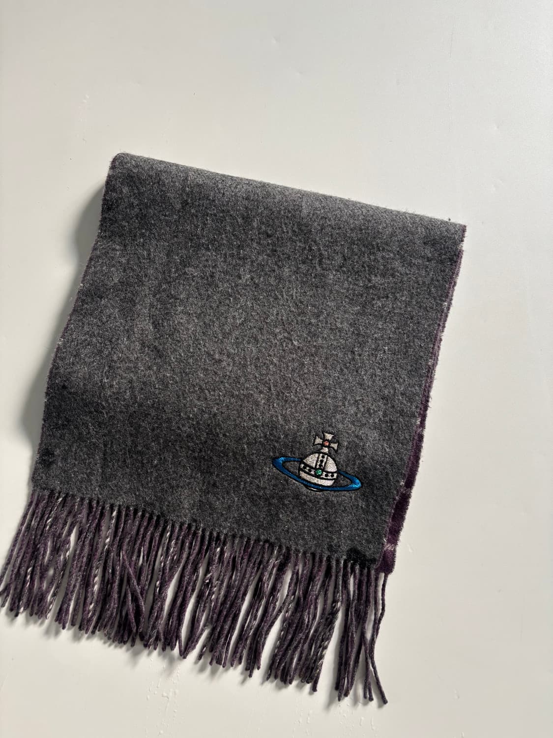 비비안웨스트우드 차콜 체크 퍼플 배색 ORB 캐시미어 머플러 상품이미지1