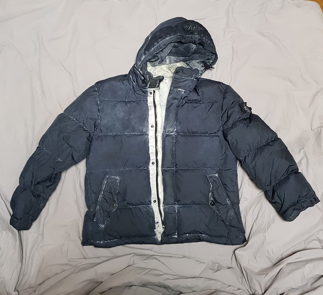 슈프림 스톤아일랜드 크랭클 다운 자켓 팝니다 상품이미지1