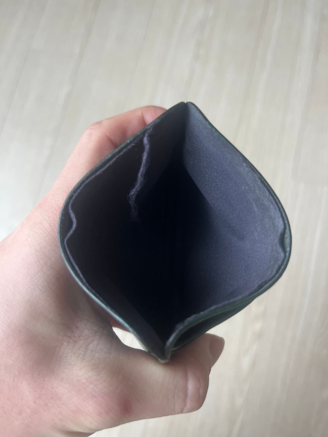 그레이그레이 페블 카드지갑 그린 상품이미지3