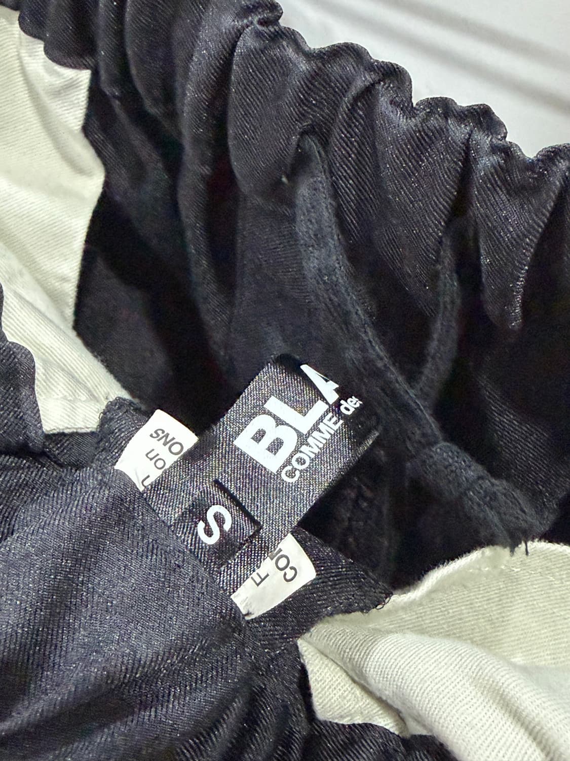 꼼데가르송 블랙 슬릿 버뮤다 밴딩 팬츠 S 상품이미지3