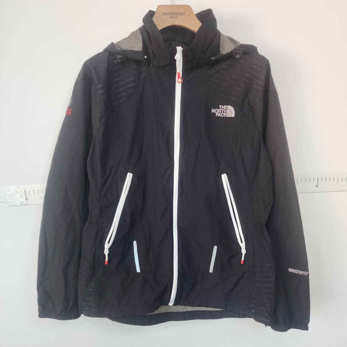 노스페이스 바람막이 자켓 블랙 상품이미지1