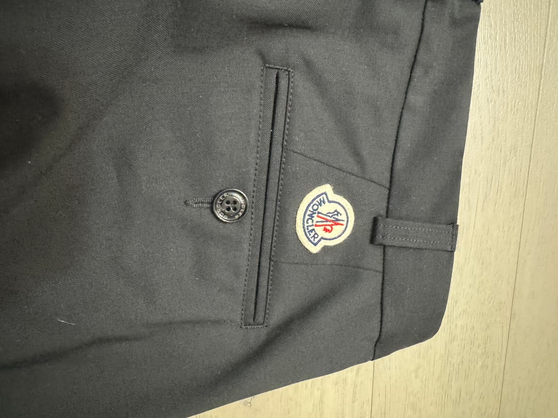 정품 몽클레어 로고 와펜 정장 바지 슬랙스 상품이미지8