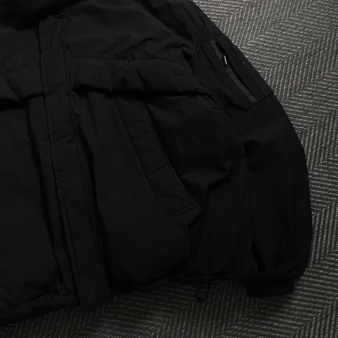 코드그라피 미니멀 푸퍼 숏 패딩 블랙o 4624 상품이미지3