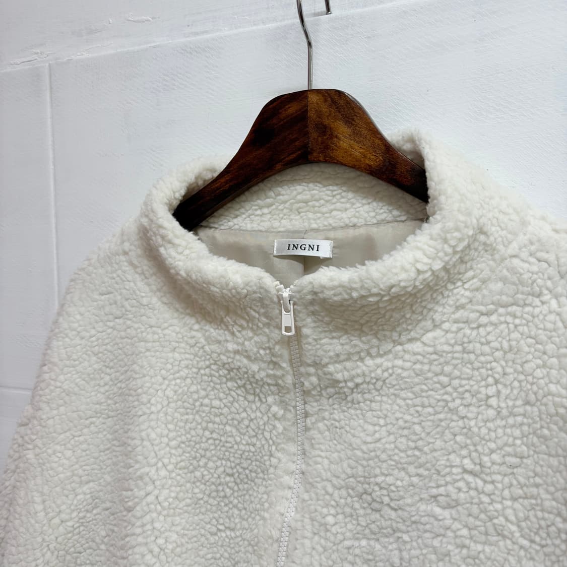 화이트 플리스 부클 크롭 집업 자켓 (JPN) 상품이미지2