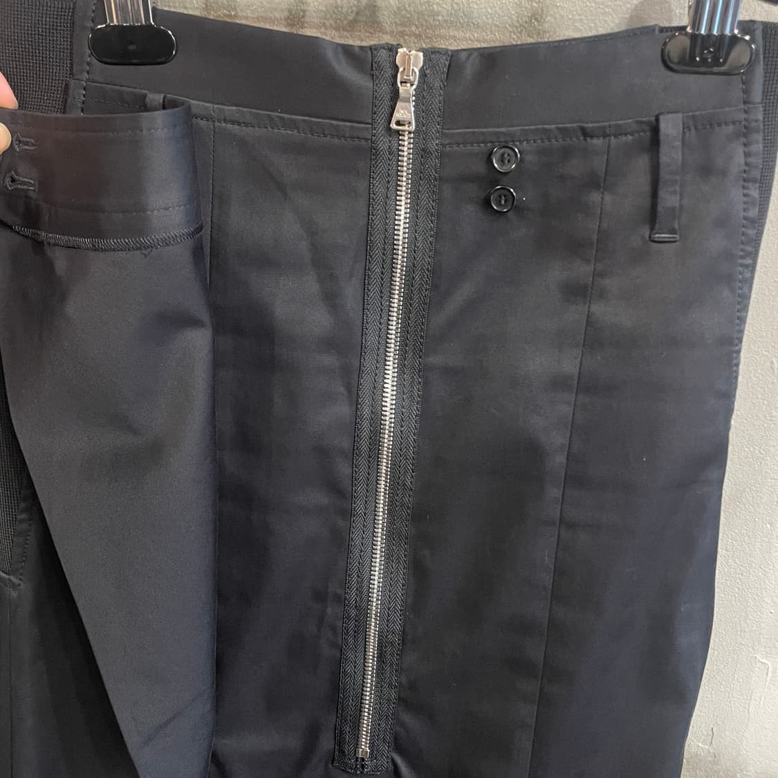 닐 바렛 랩 실루엣 프론트 집 스커트 상품이미지7