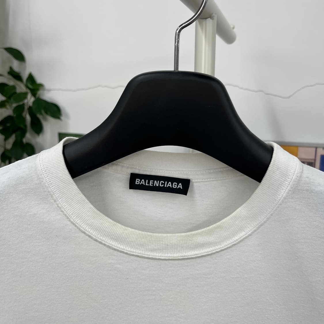 발렌시아가 월계수 반팔티셔츠 L 상품이미지3