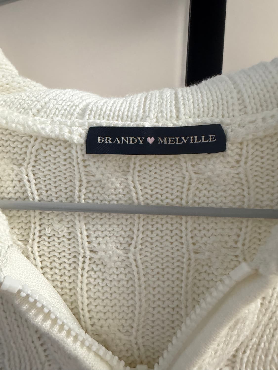 브랜디 멜빌 아이보리 케이블 꽈배기 니트 후드집업 상품이미지3