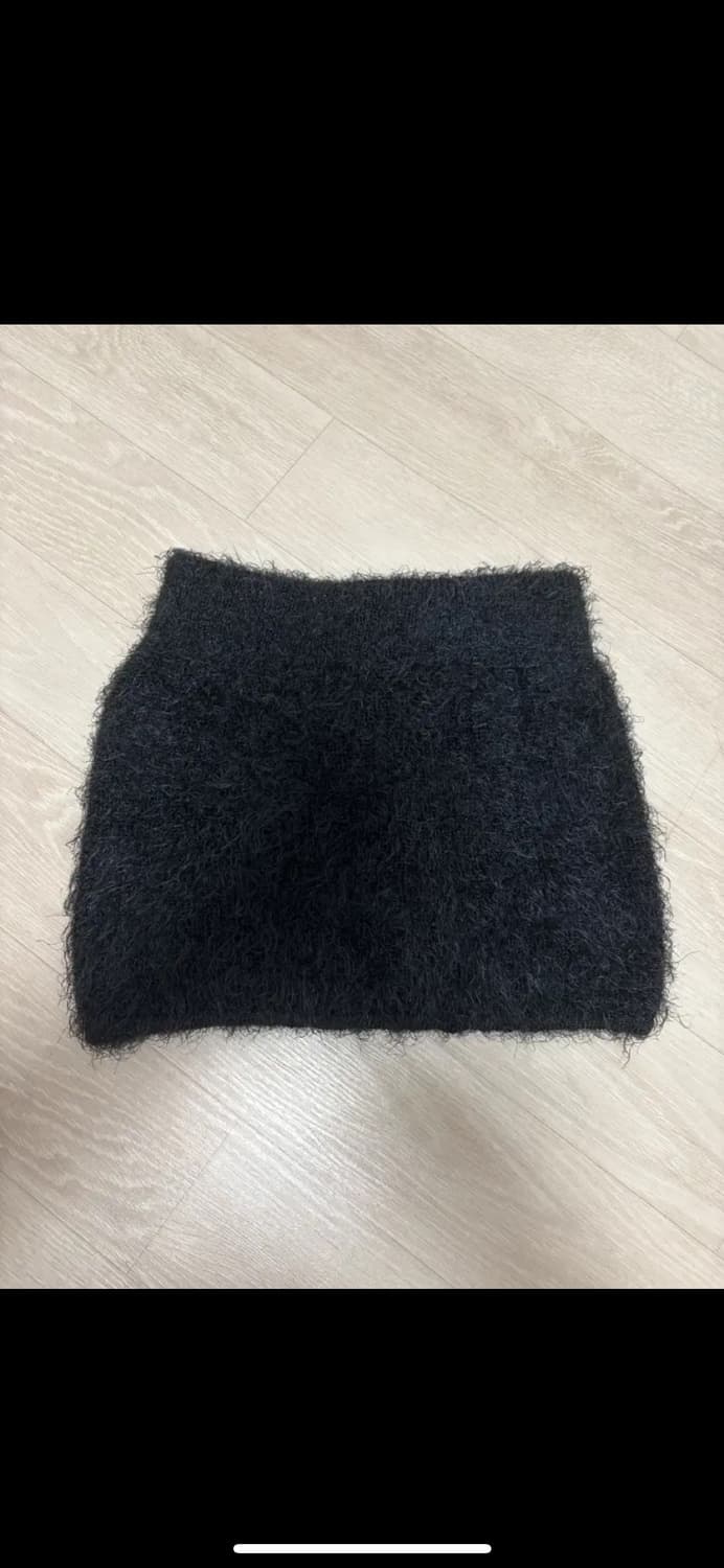 러브이즈트루 블랙 탑 상품이미지2