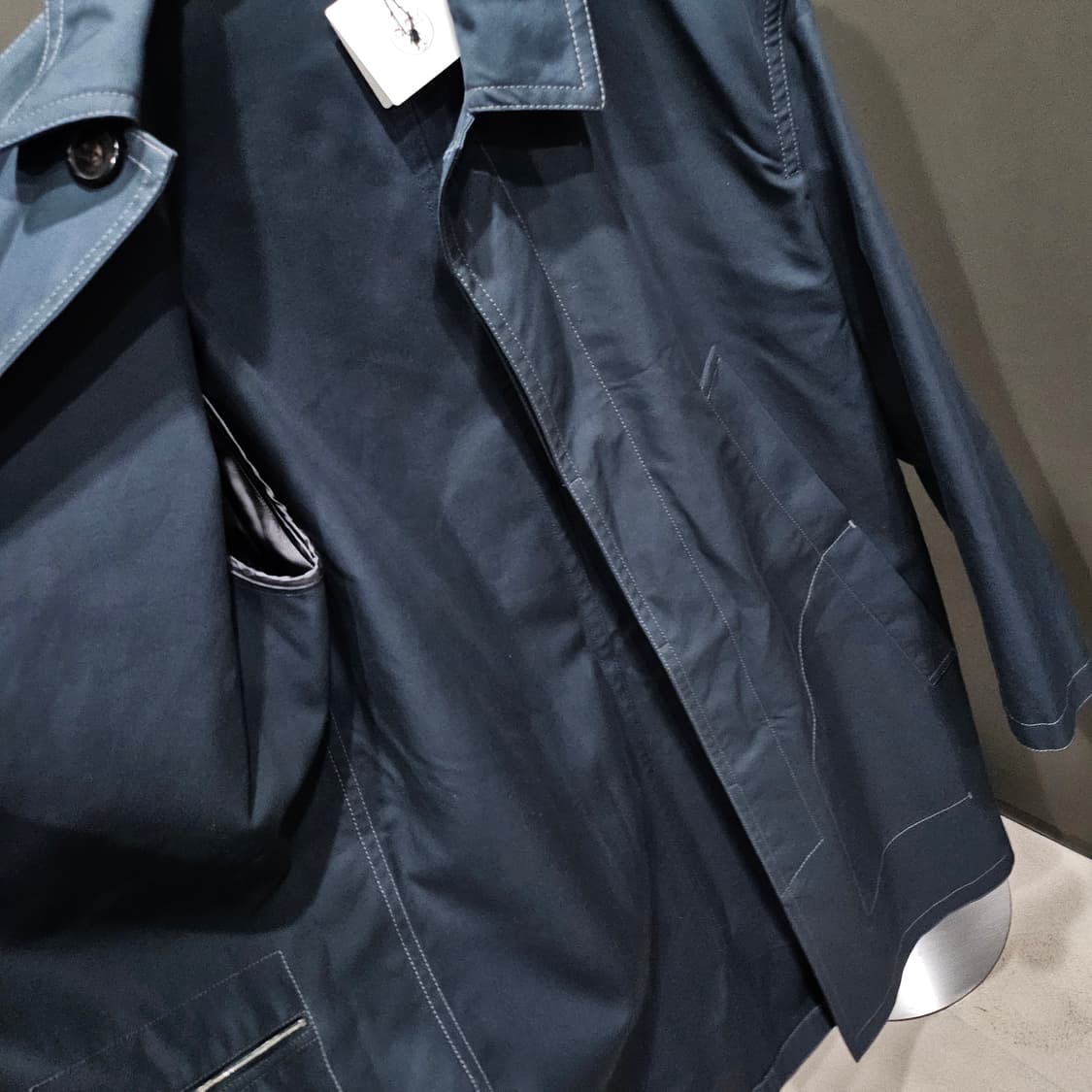 에르메스 헤비트윌 컬렉션 네이비 트렌치코트 상품이미지6