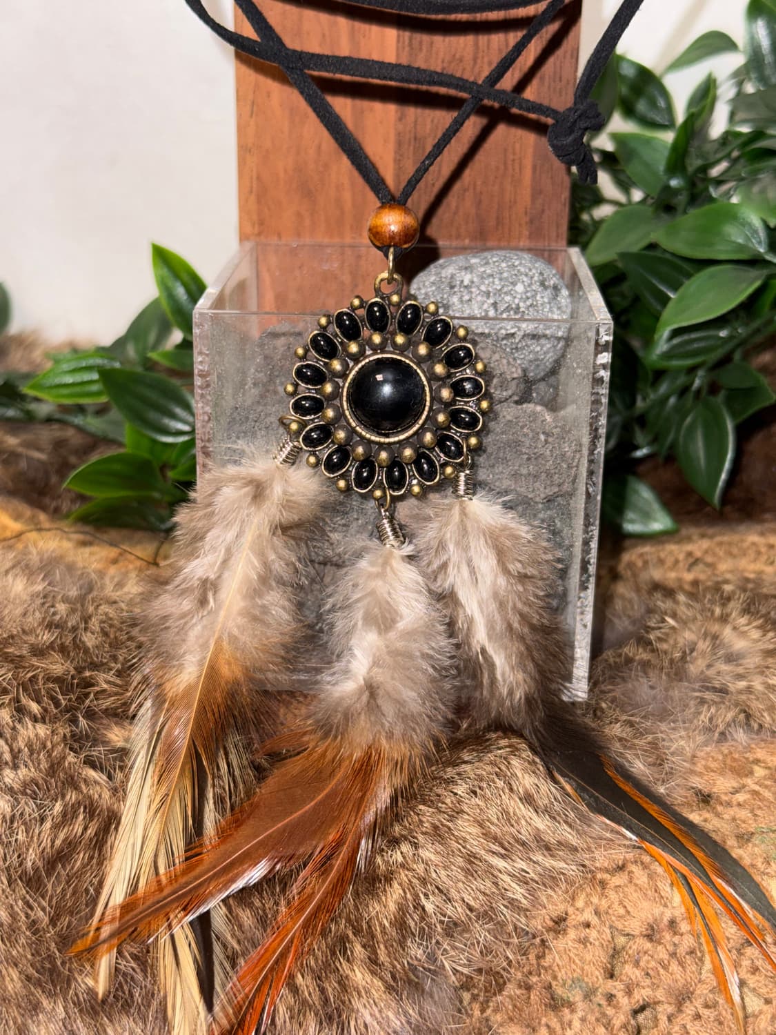 Black beads mandala feather necklace  상품이미지2