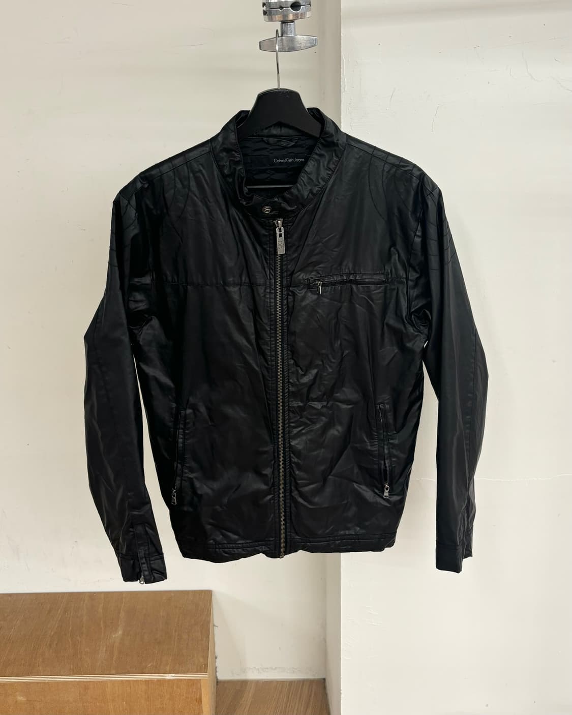캘빈 클라인 진스 코티드 나일론 바이커 자켓 상품이미지1