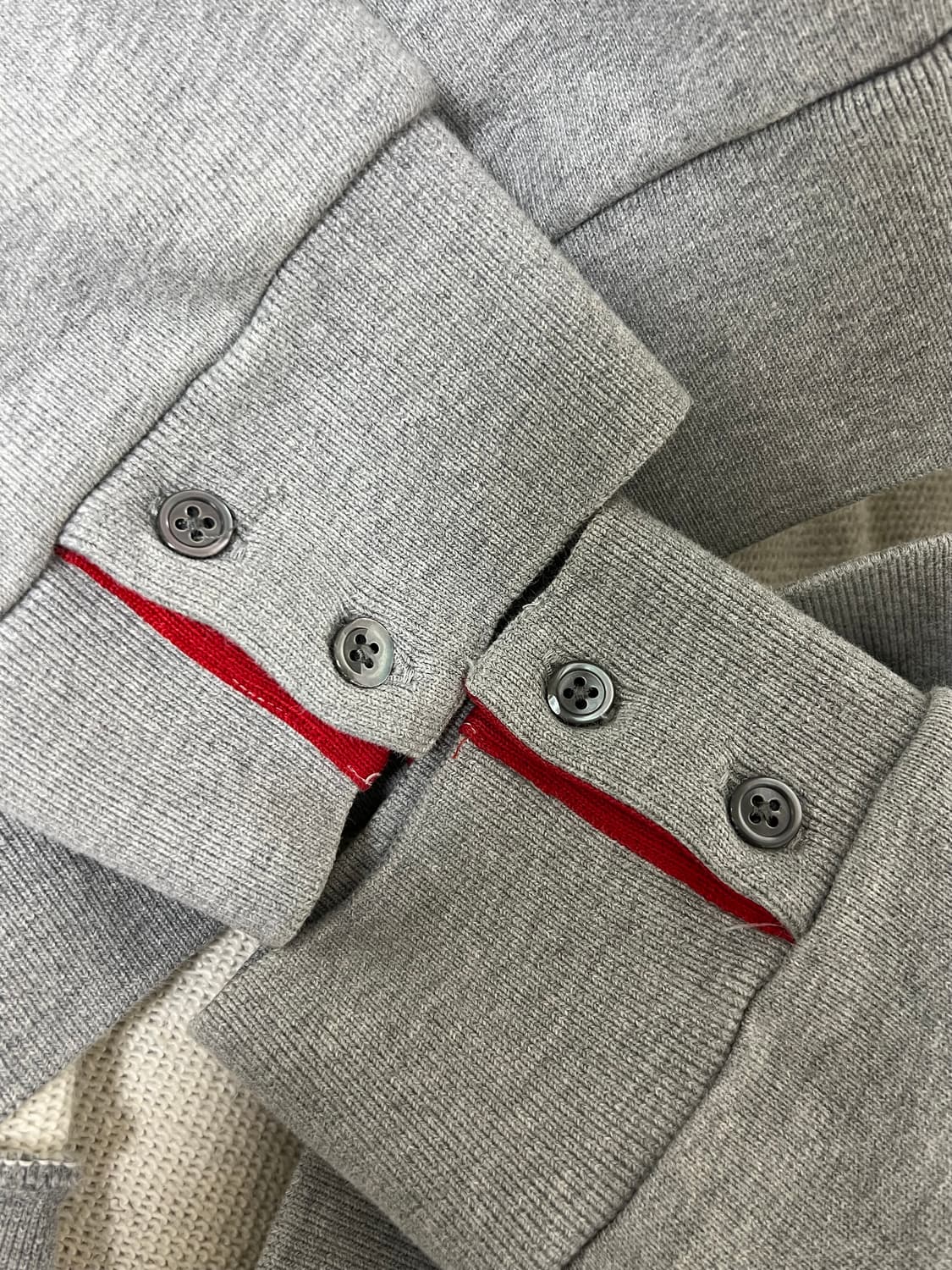 [정품] 4 톰브라운 백삼선 후드집업 그레이 상품이미지5