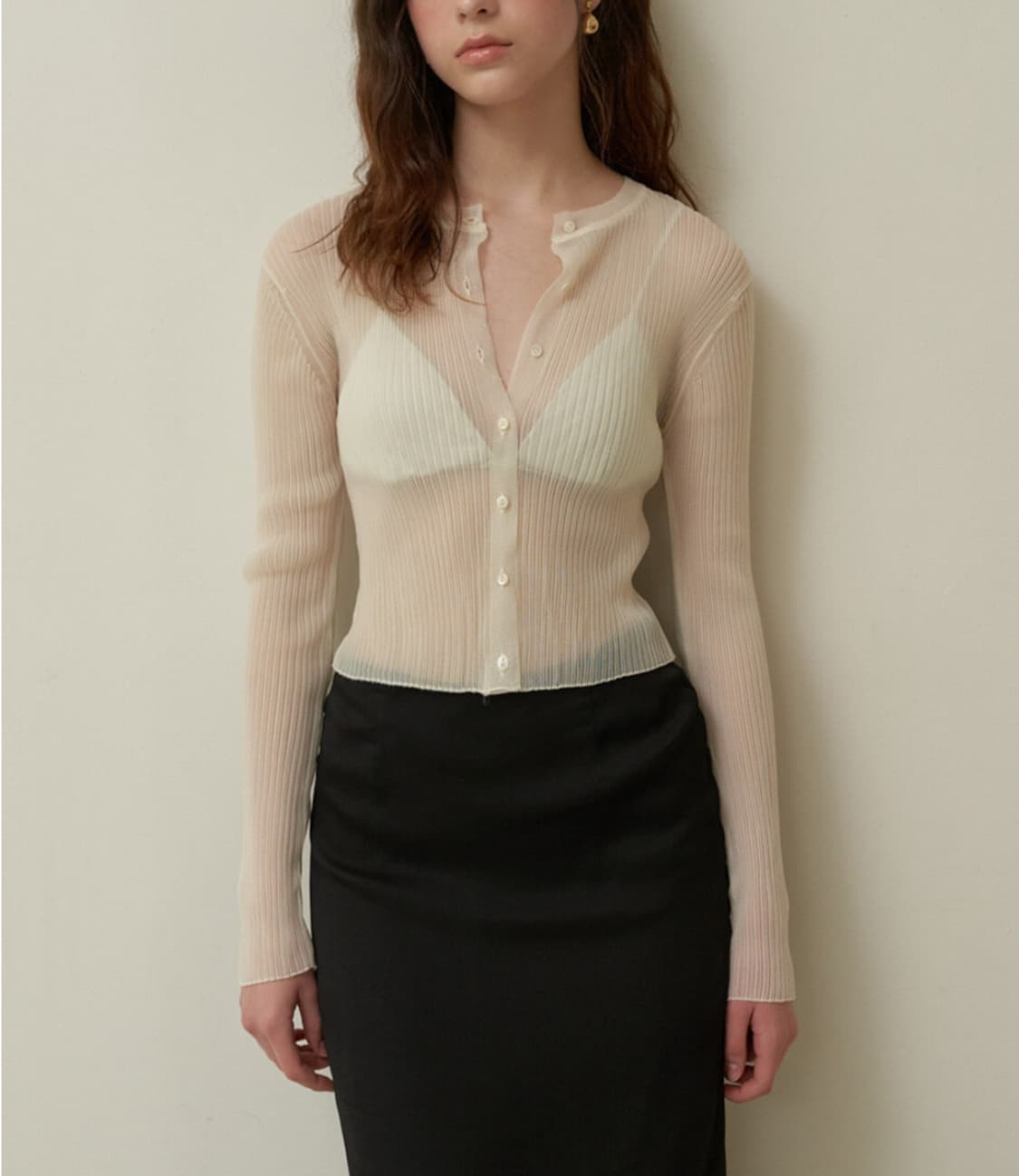 [새상품] 뮈르뮈르 유센 글로시 시어 니트 가디건 ivory 상품이미지1