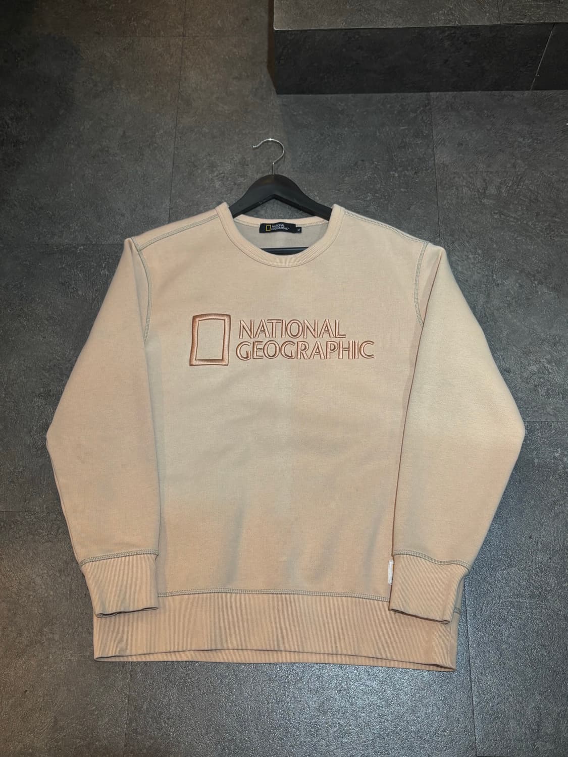 내셔널지오그래픽 맨투맨 105사이즈 상품이미지2