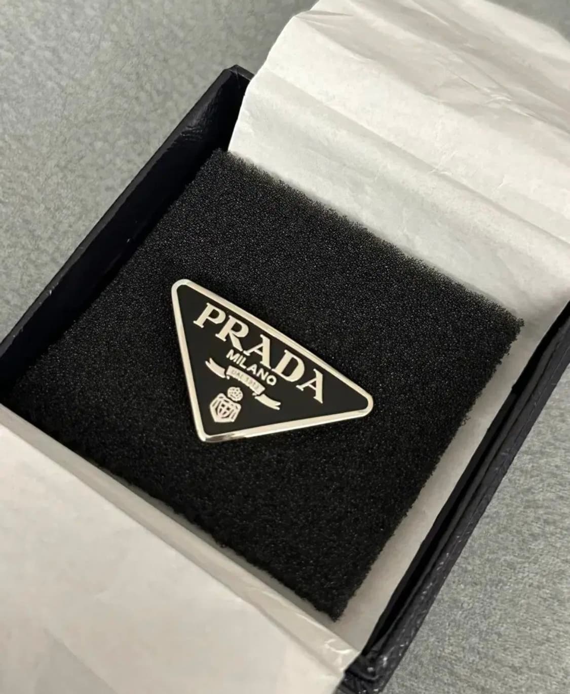 (정품)프라다 헤어핀 상품이미지1