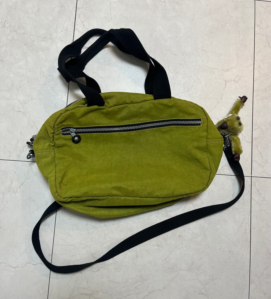 키플링 네온그린 크로스백 상품이미지2