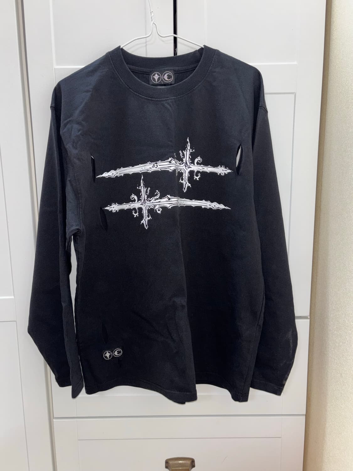 떠그클럽 롱슬리브 24FW 상품이미지1