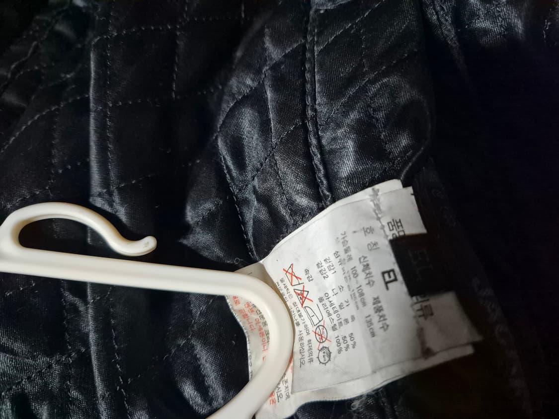 LEVIS 리바이스 레트로 블랙 가죽 리버스블 봄버 상품이미지9