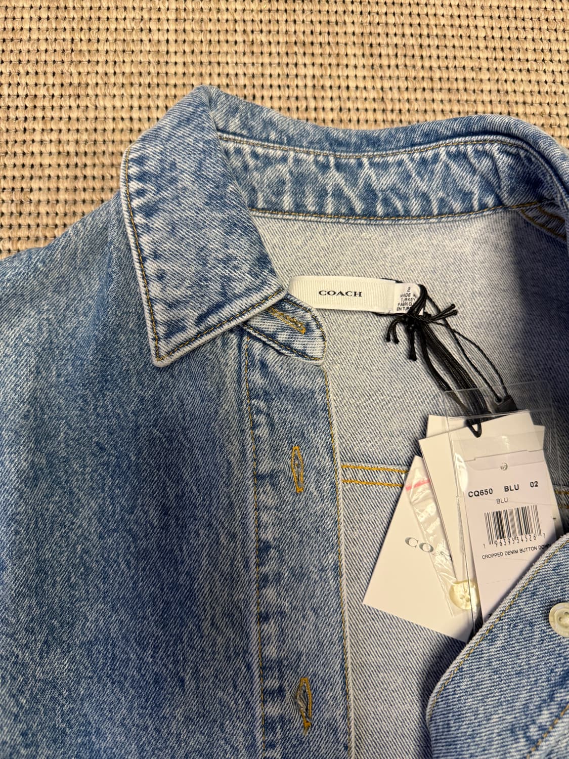코치 크롭 데님 셔츠 새상품 상품이미지2