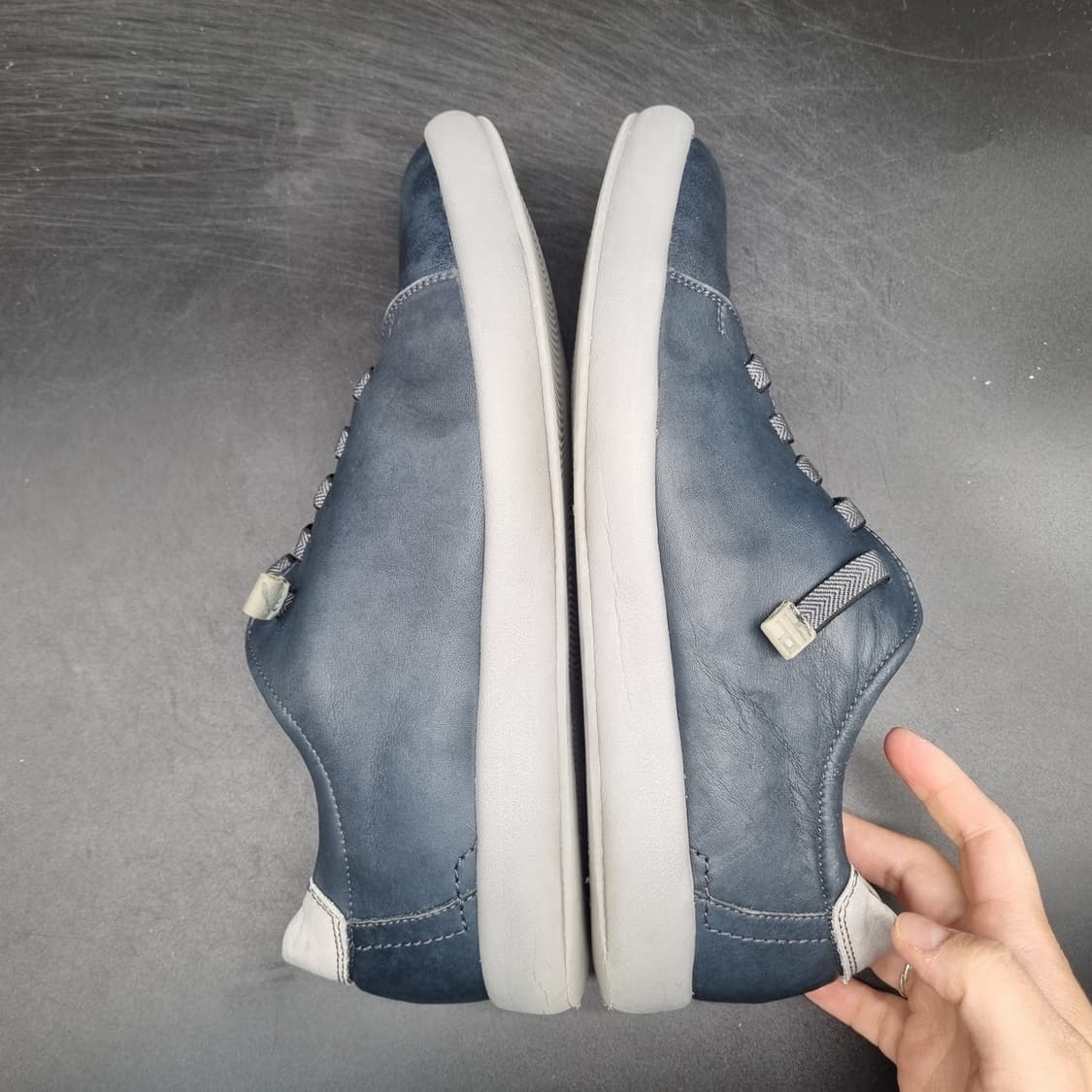 허쉬파피 남성 소가죽 스니커즈 260 상품이미지5