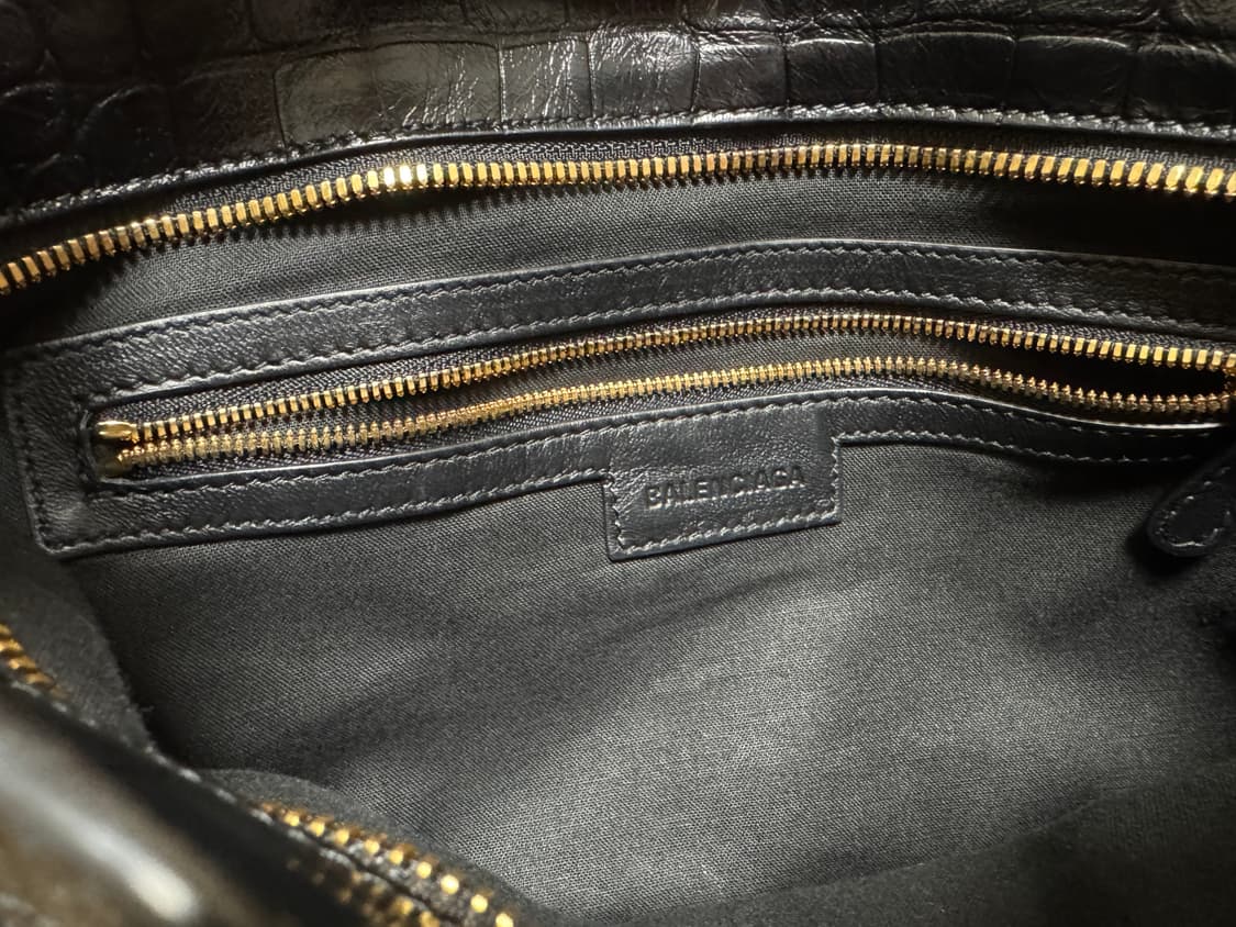 정품 발렌시아가 네오 카골 크로커 엠보스 숄더백 금장 가방 상품이미지3