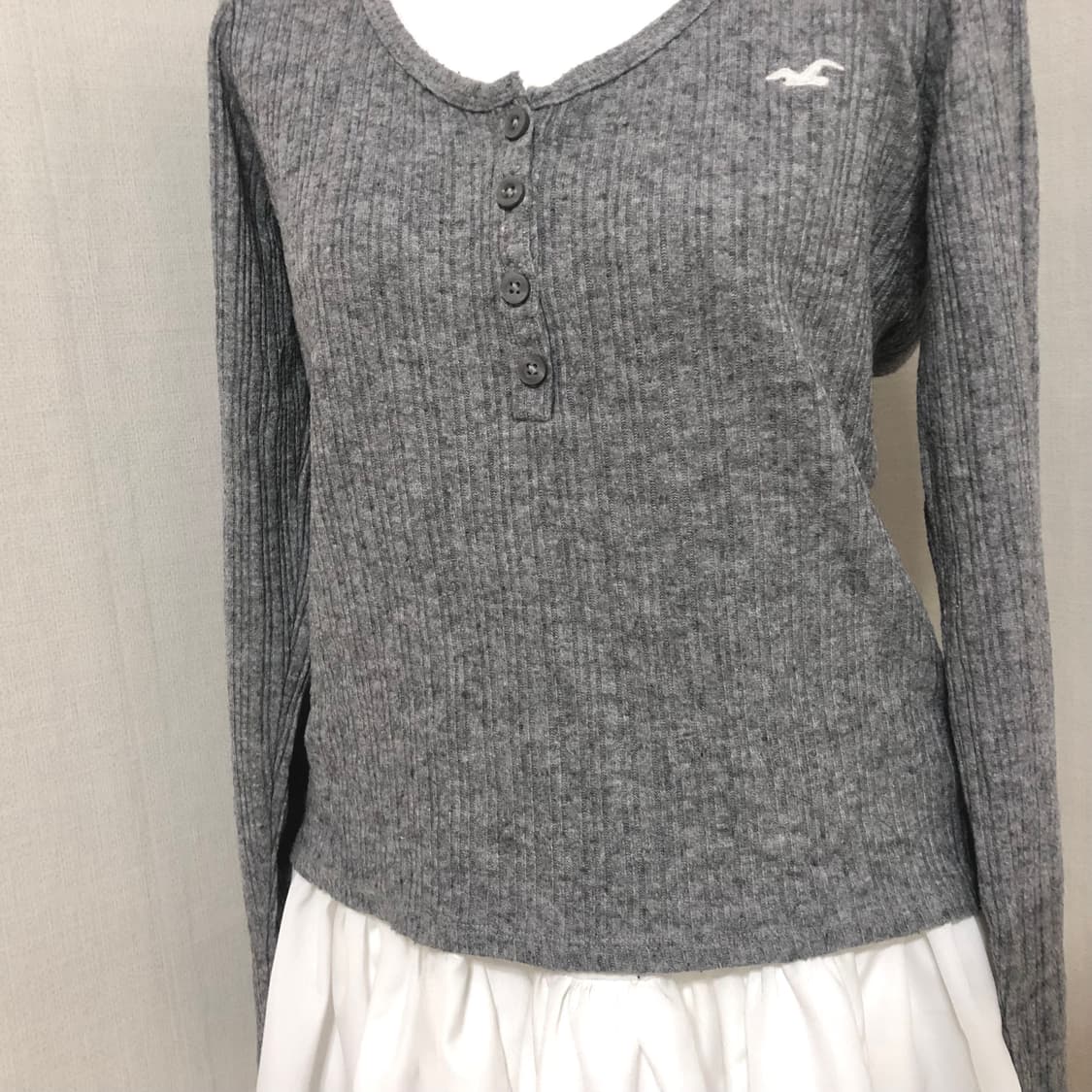 홀리스터 진그레이 헨리넥티셔츠 L 상품이미지2