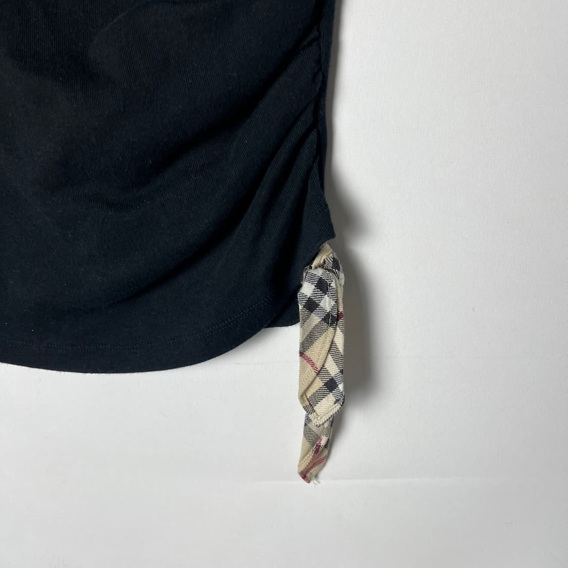 [Burberry] 버버리 블루라벨 체크라인 셔링 슬리브리스 상품이미지4