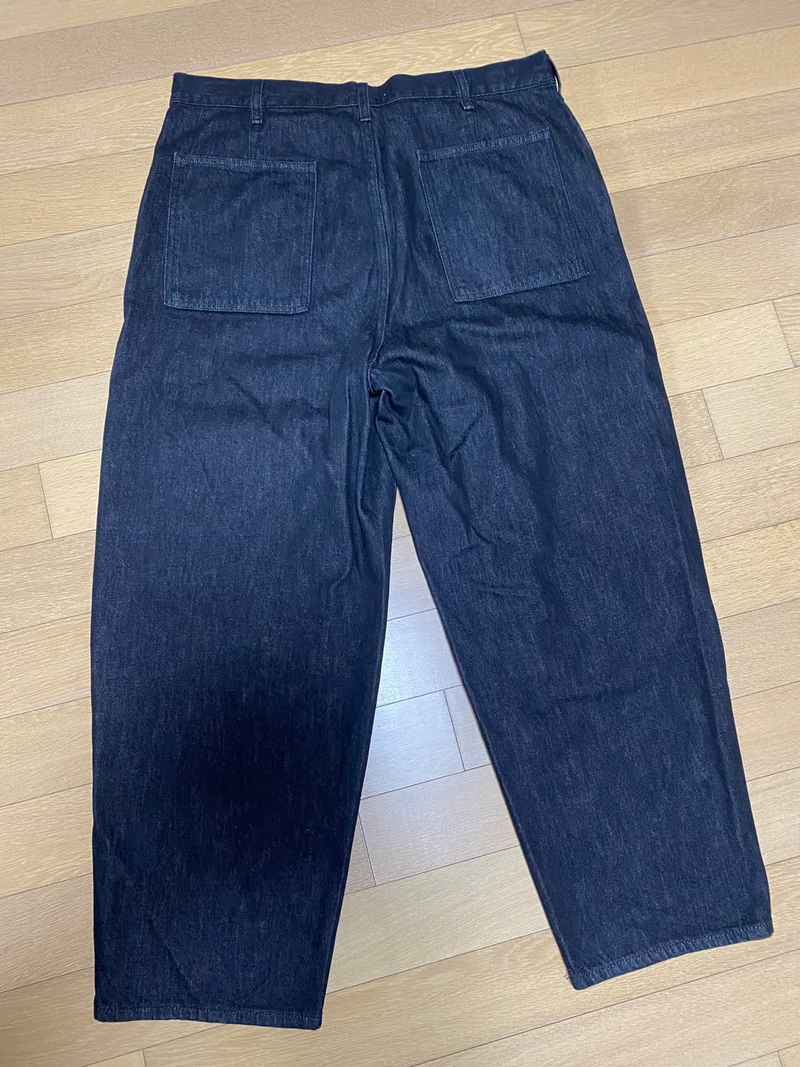 유니클로 와이드 테이퍼드진 XL 데님 흑 청바지 단종제품 상품이미지7