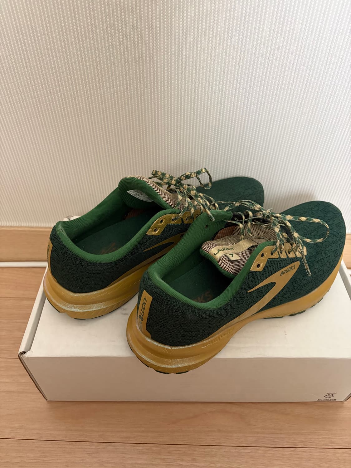 260) 브룩스 런치 7 상품이미지4