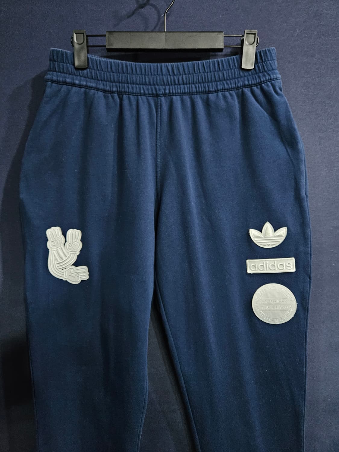 아디다스 와펜로고 네이비 남성 허리 30~32 조거팬츠  상품이미지7