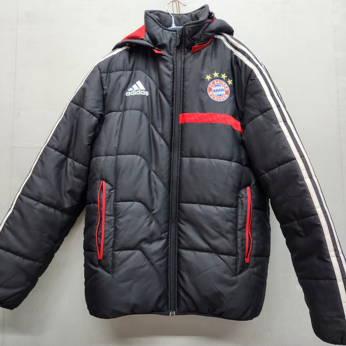 아디다스 바이에른 뮌헨로고 후드 패딩 95(L)남여공용 상품이미지1