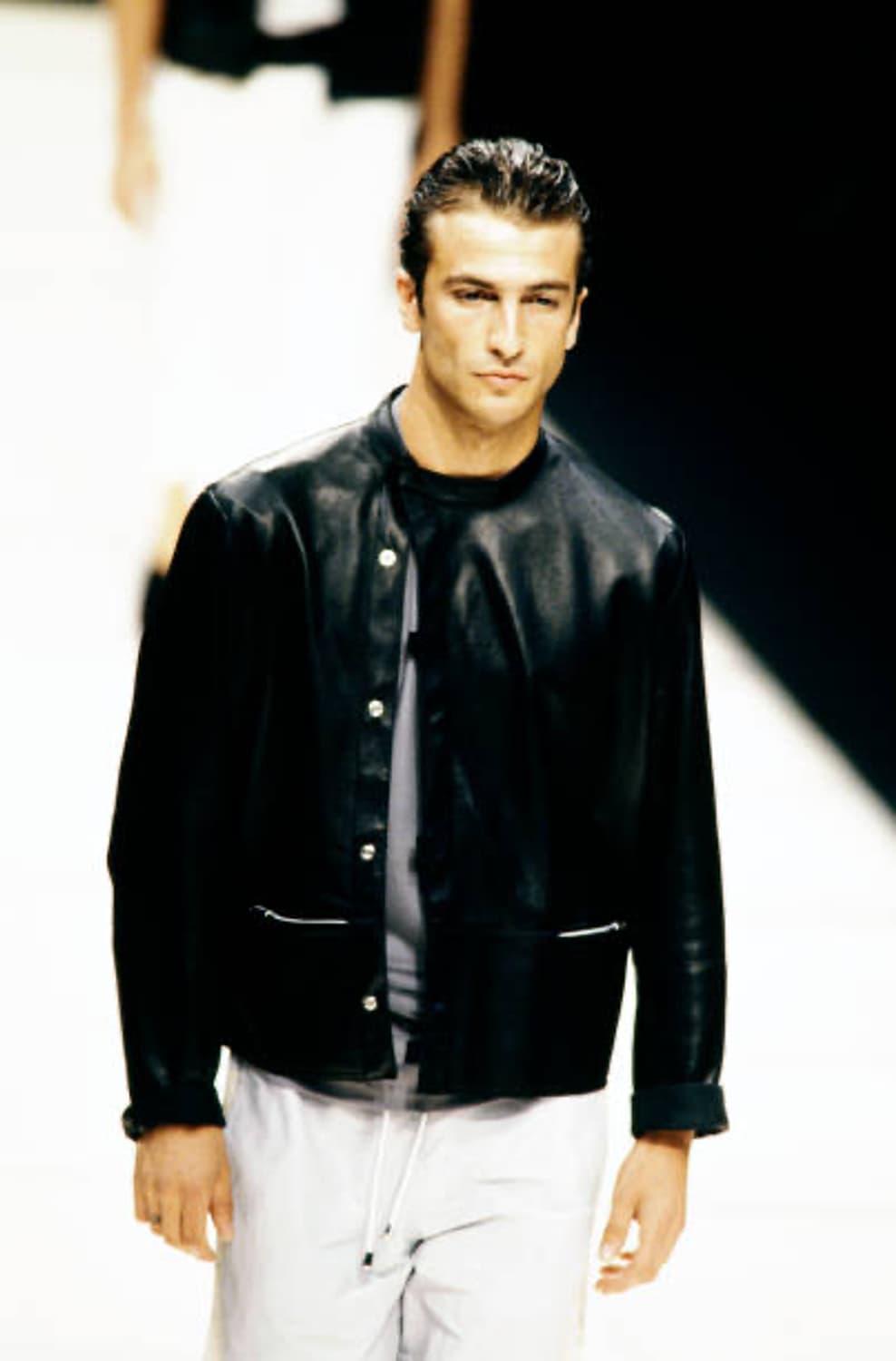 엠포리오 아르마니 2000 S/S 레더 자켓 상품이미지2