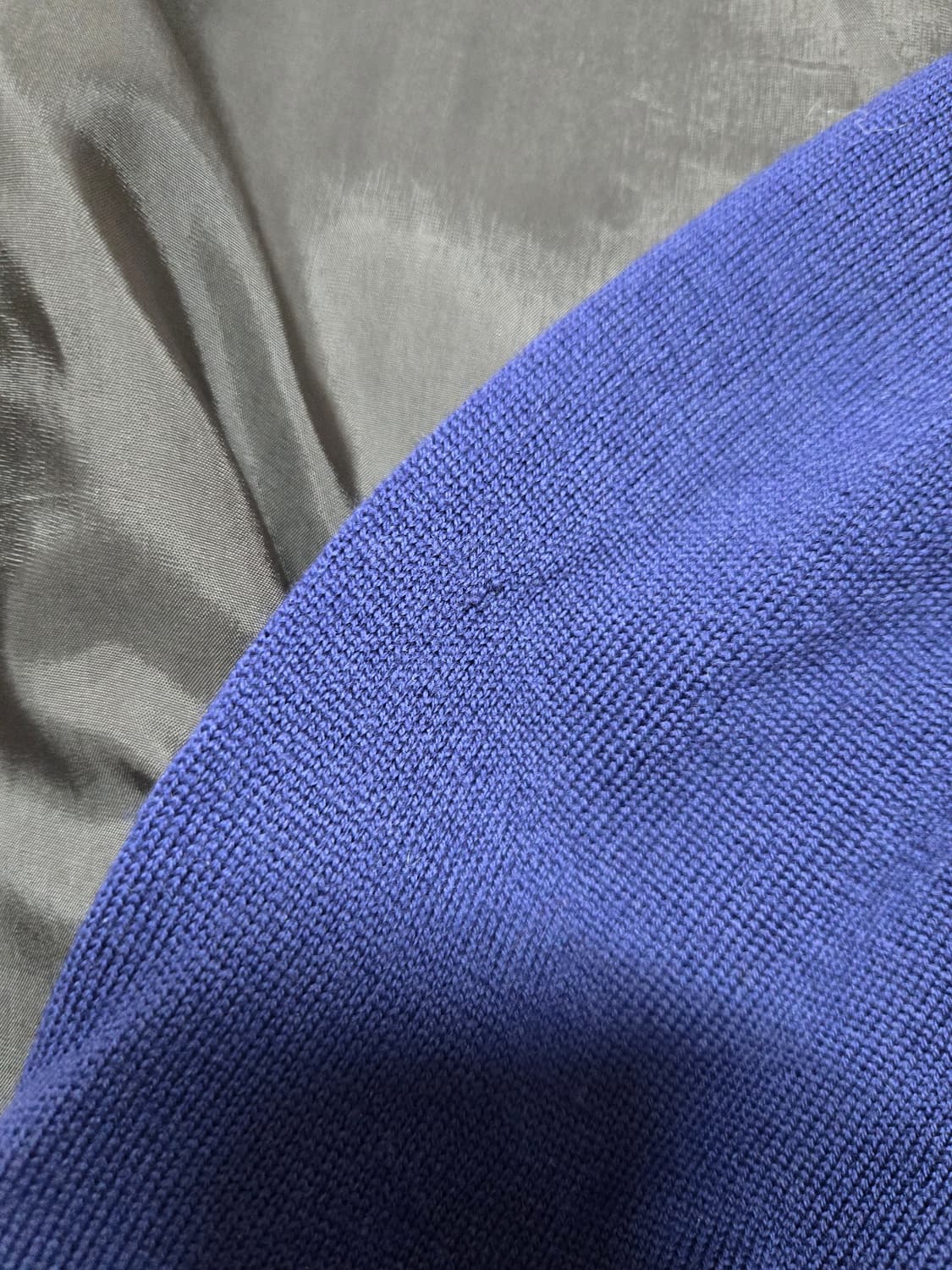 비비안웨스트우드 브이넥 니트 상품이미지7