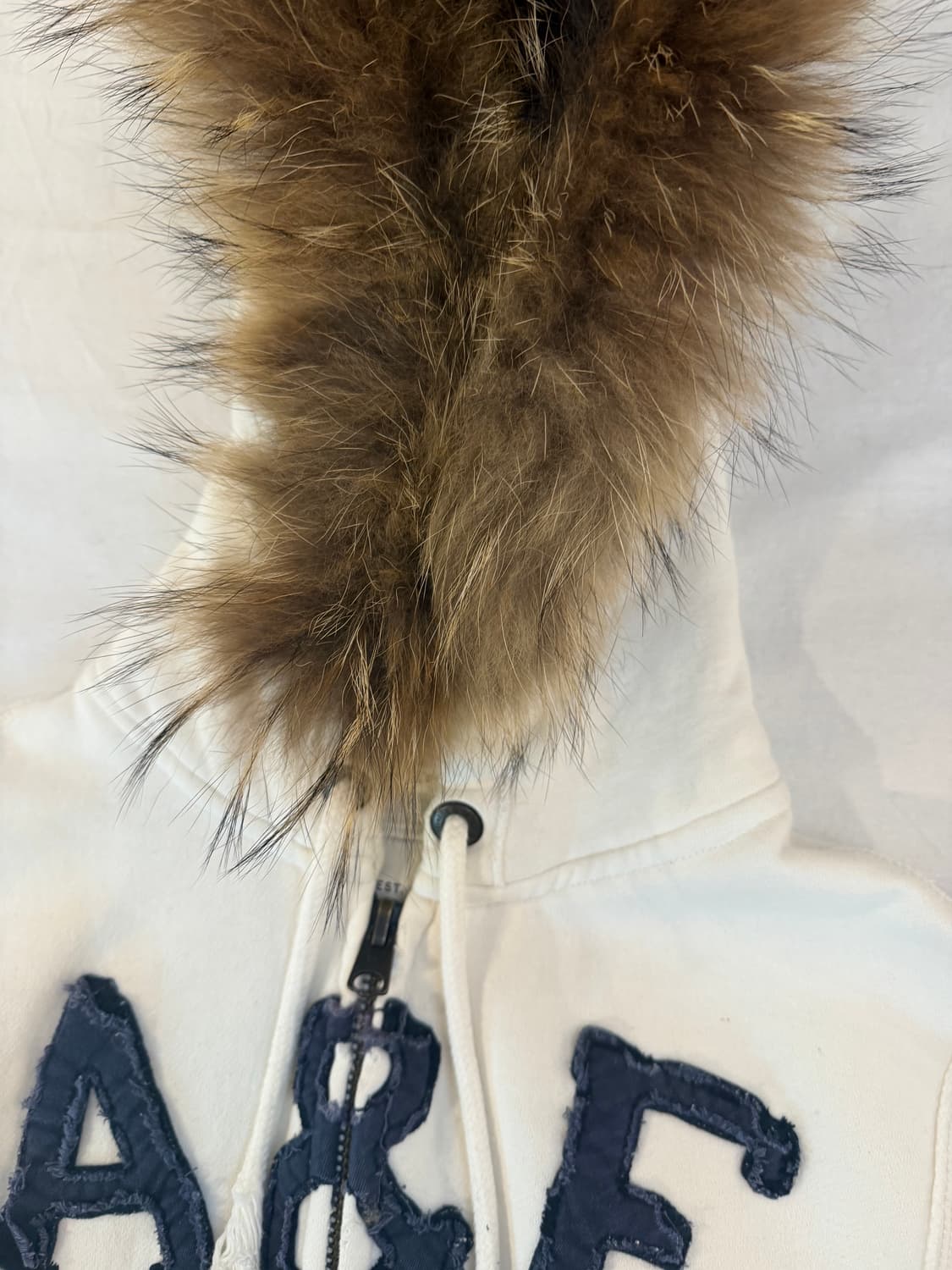 아베크롬비 y2k 타이거 울프죠 퍼 후드집업 화이트 상품이미지3