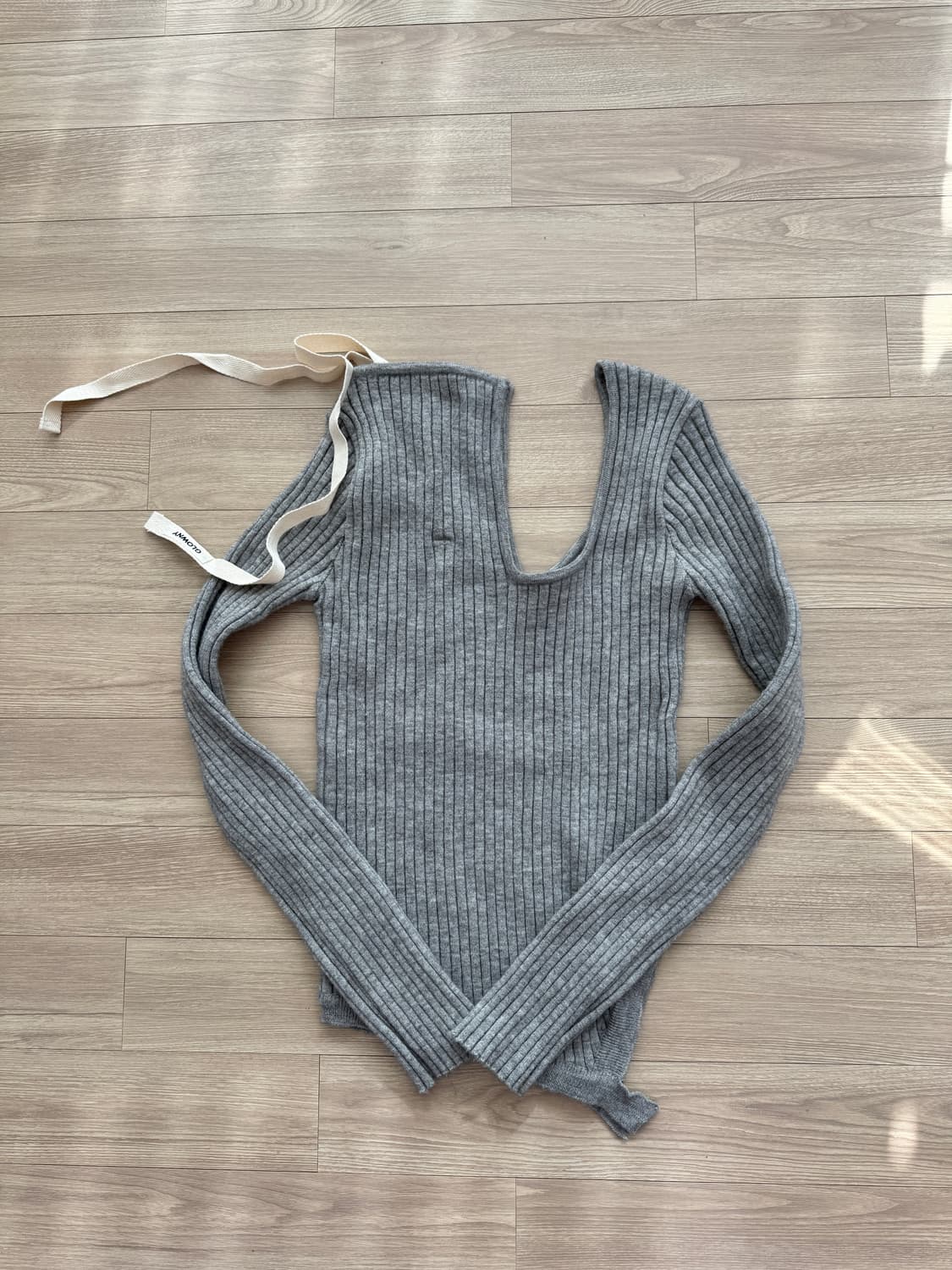 글로니) ISA 아이사 오프숄더 니트 상품이미지5