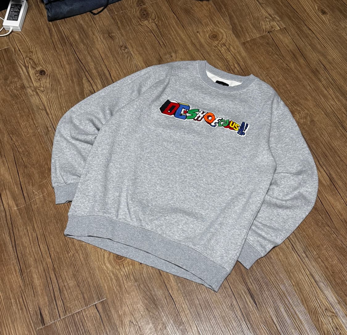 [M] 디씨 슈즈 자수 스케이터 맨투맨 상품이미지1