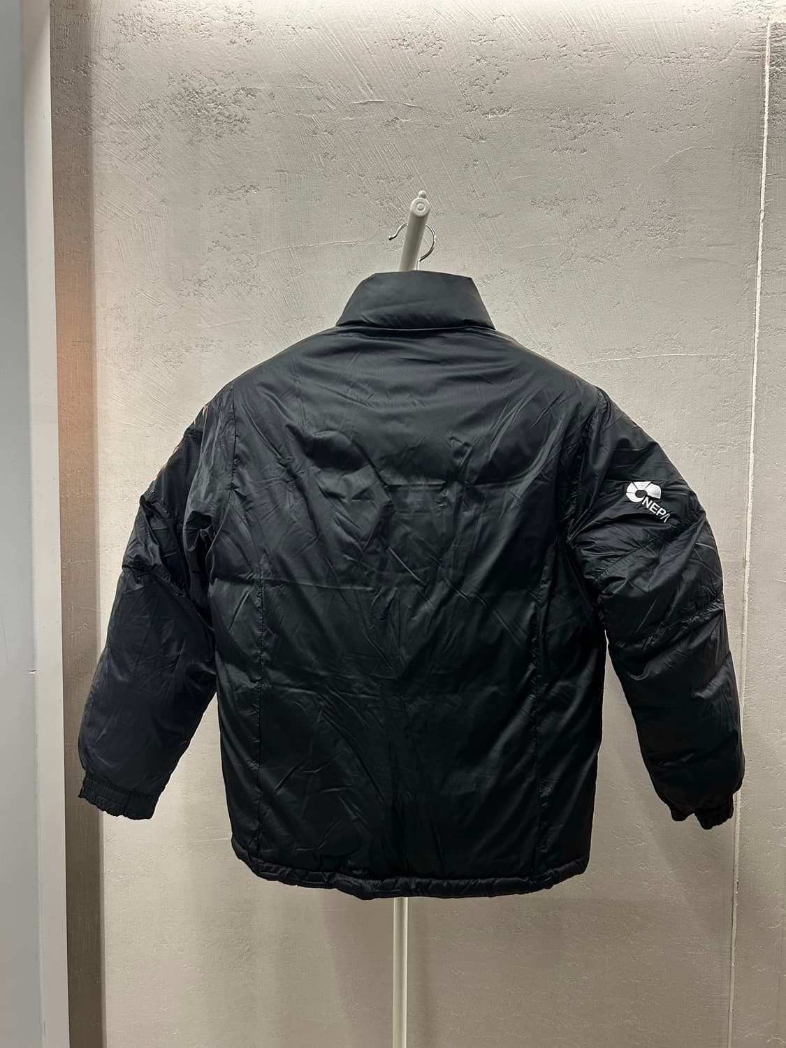 네파(NEPA)양면 패딩 블랙/네이비 다운 점퍼 상품이미지6