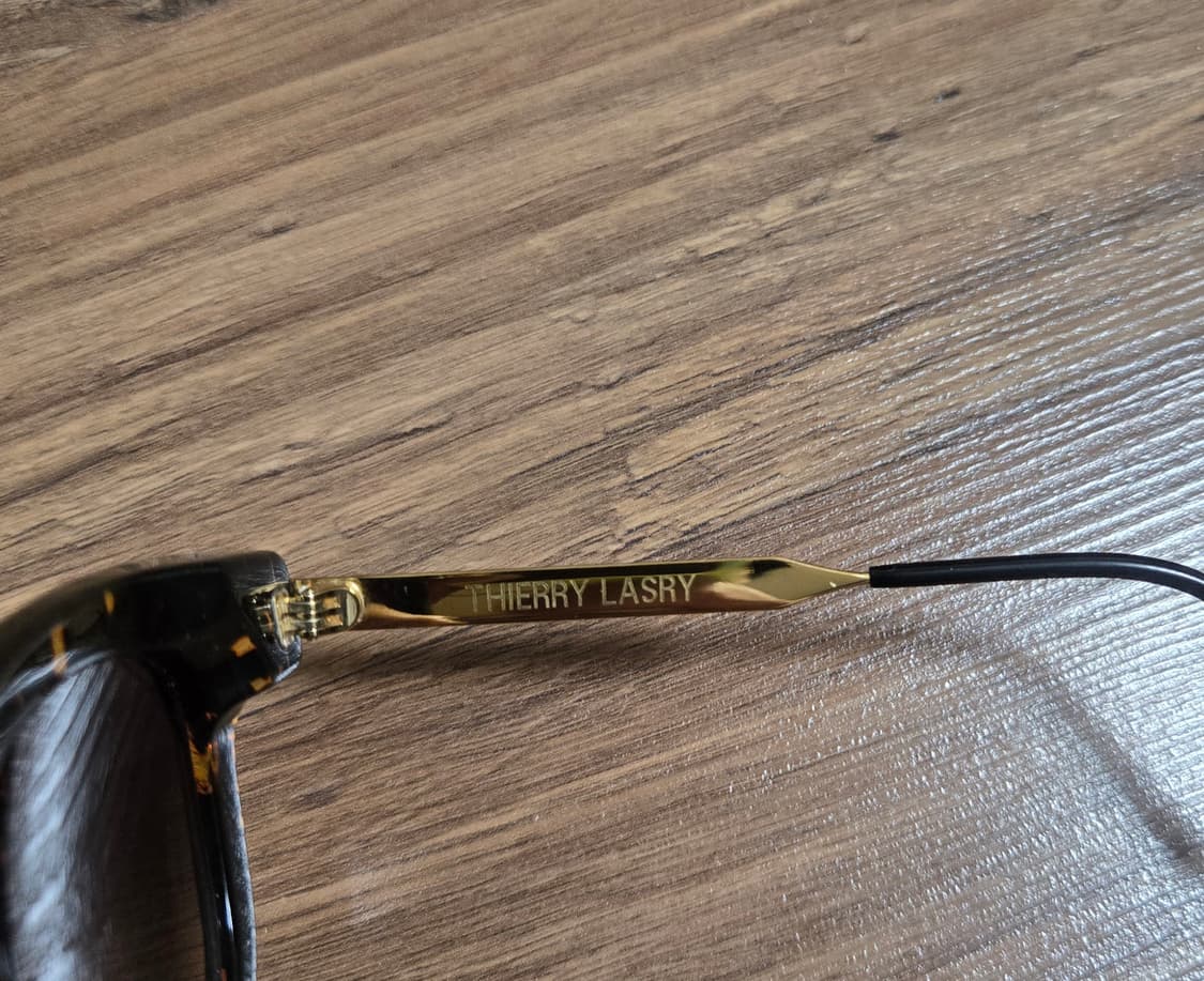 티에리 라스리 - SEXXXY 선글라스 상품이미지3