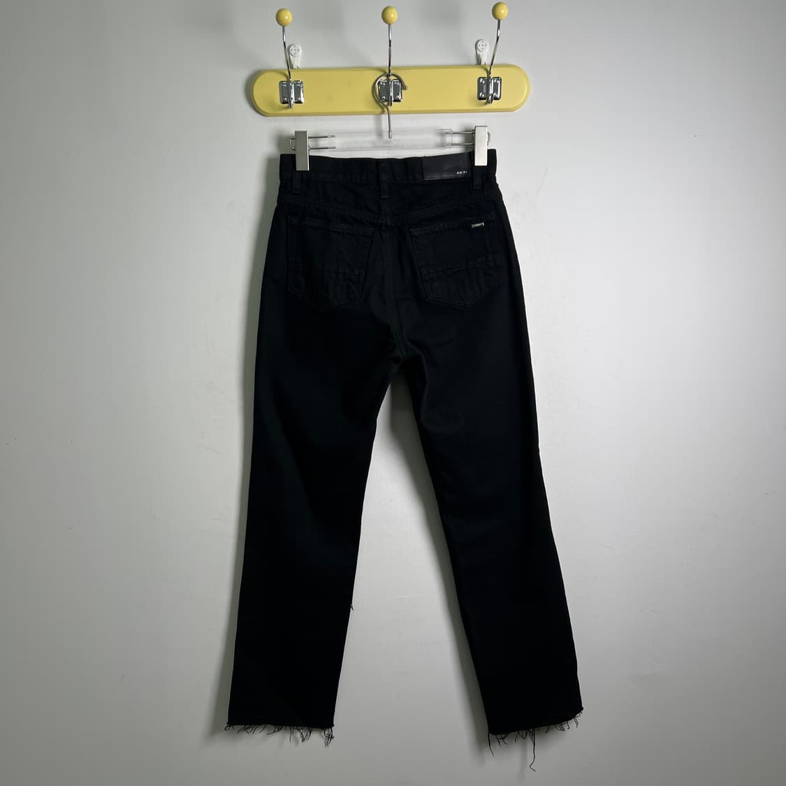 Amiri 아미리 블랙 디스트로이드 데님 팬츠 26 상품이미지2