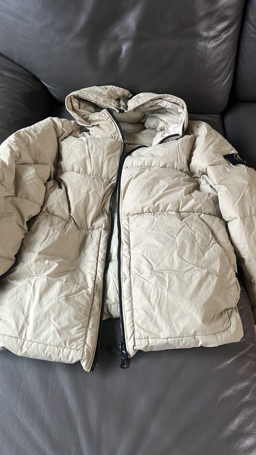 XL스톤 아일랜드 나슬란 다운 자켓 베이지 - 22FW 상품이미지6