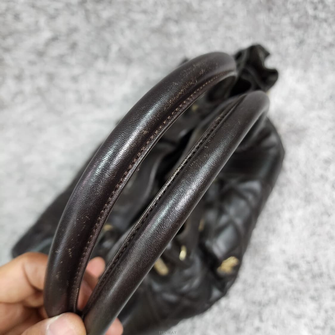 버버리 퀼팅 숄더백 상품이미지6