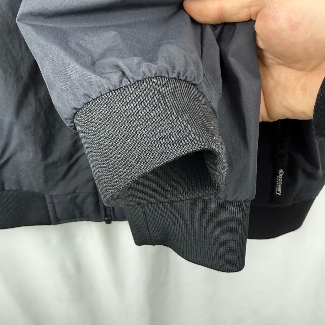 (90) 디스커버리 나일론 블루종 자켓 블랙 상품이미지4