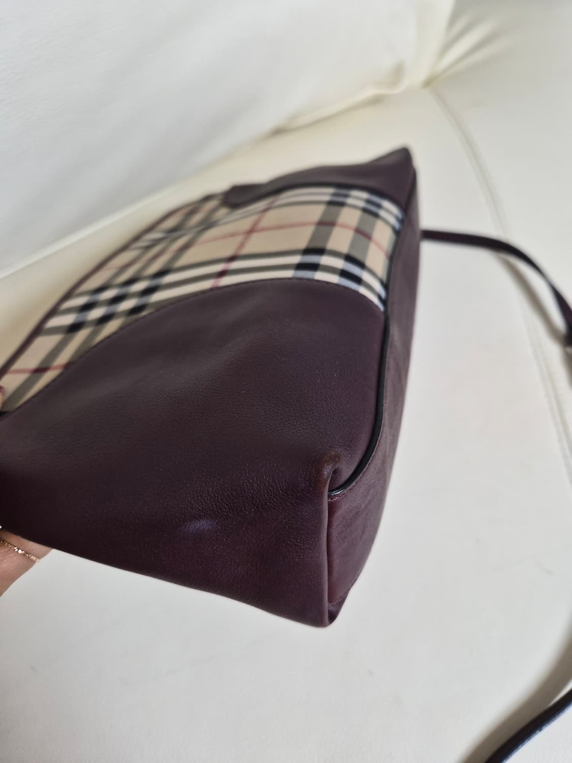 버버리정품 크로스백 30x20 상품이미지3