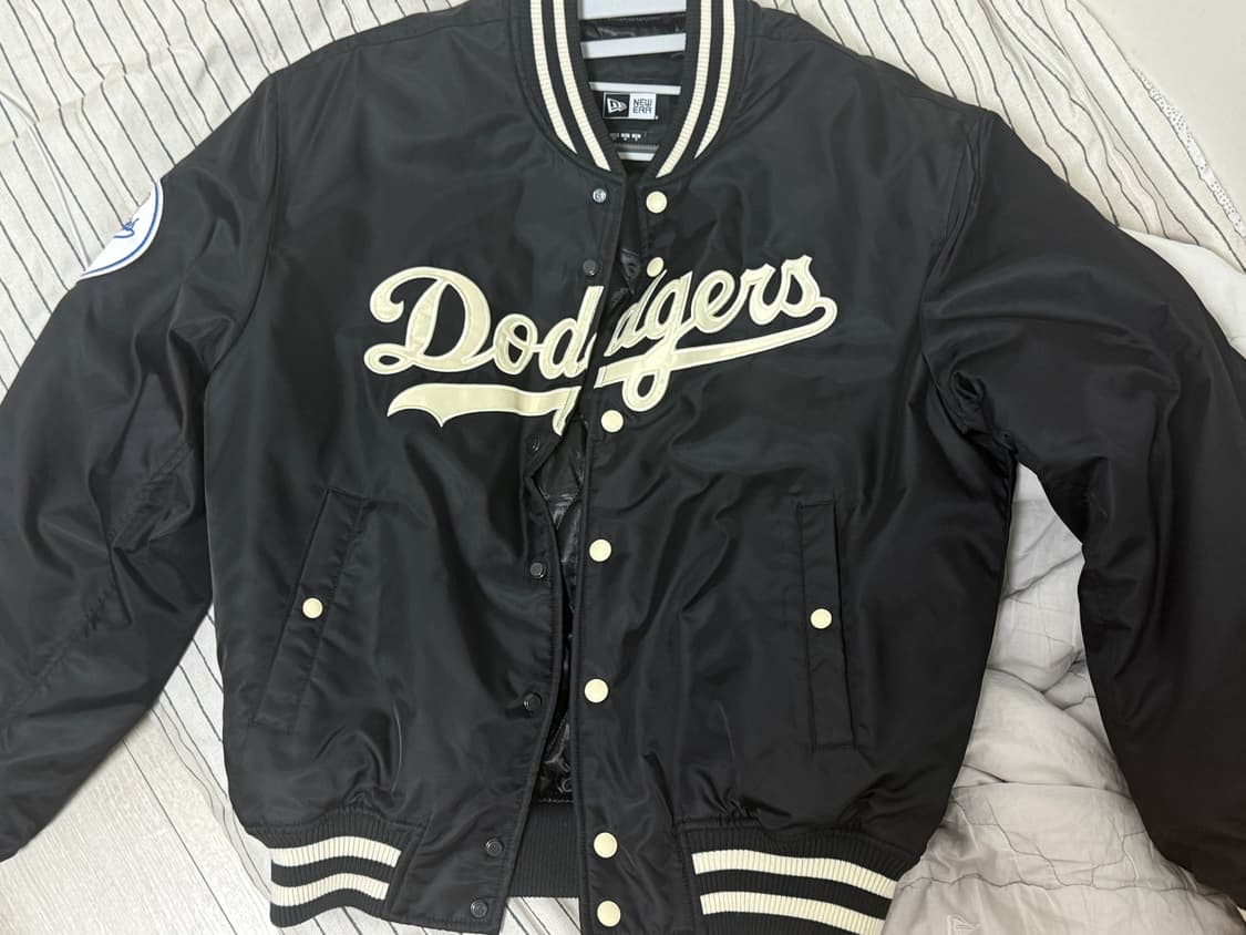 뉴에라 MLB LA다저스 스타디움 재킷 블랙 상품이미지2