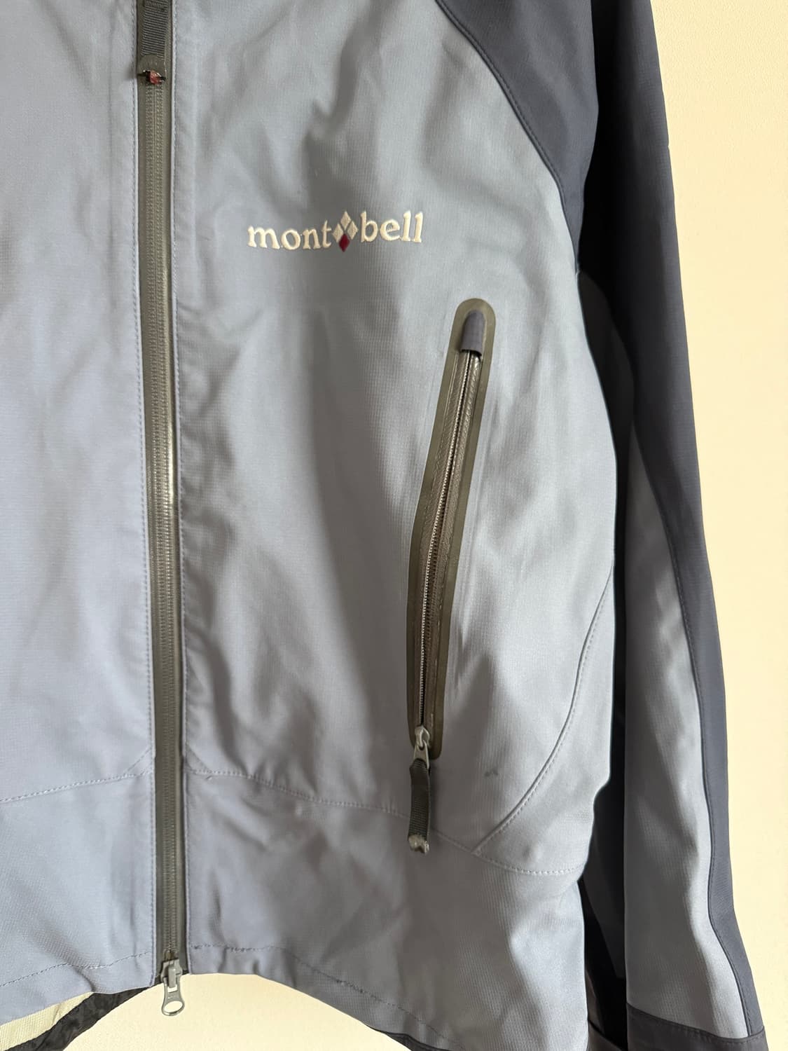 몽벨(mont-bell) 고어텍스 바람막이 윈드브레이커 상품이미지3