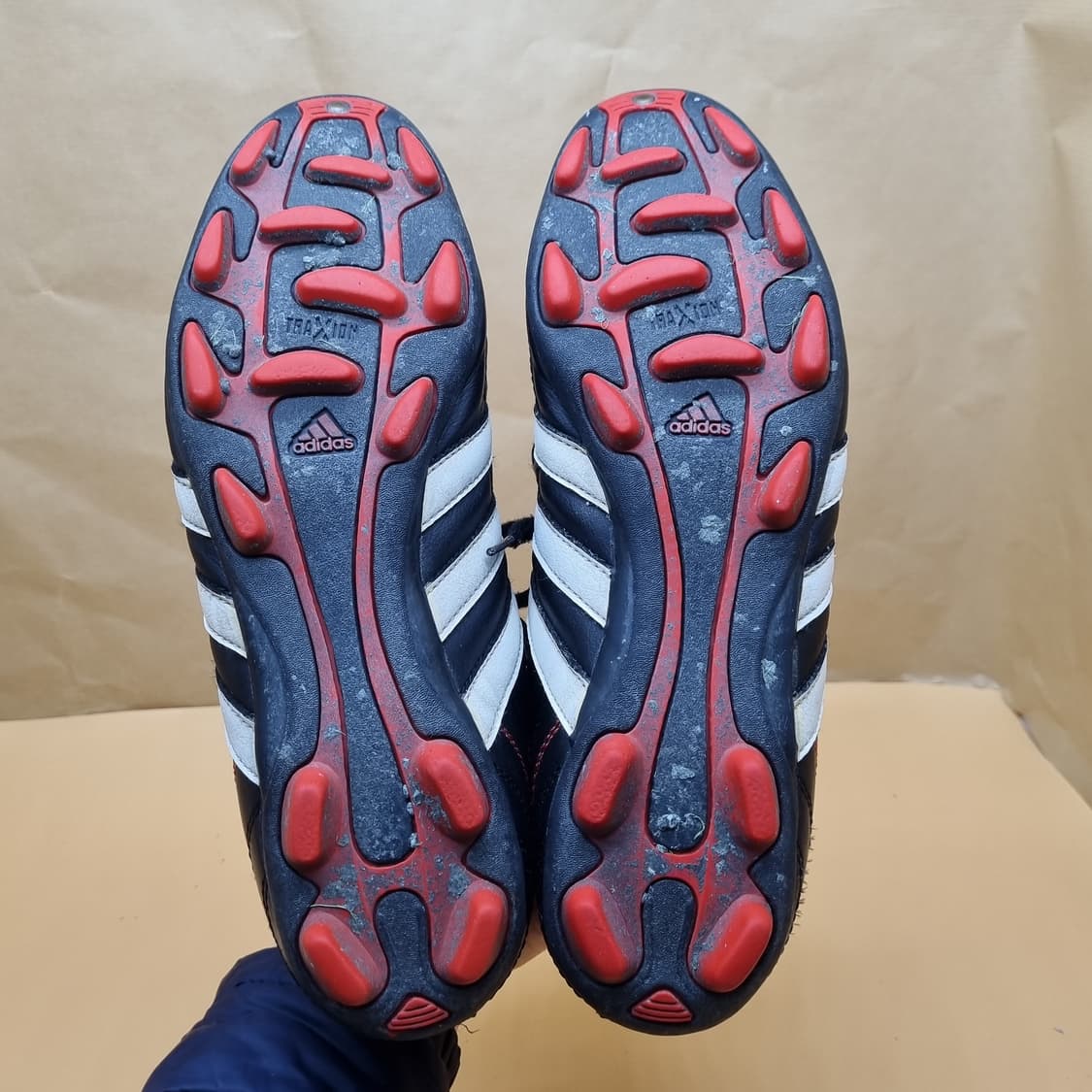 아디다스 토라 축구화 270 상품이미지3