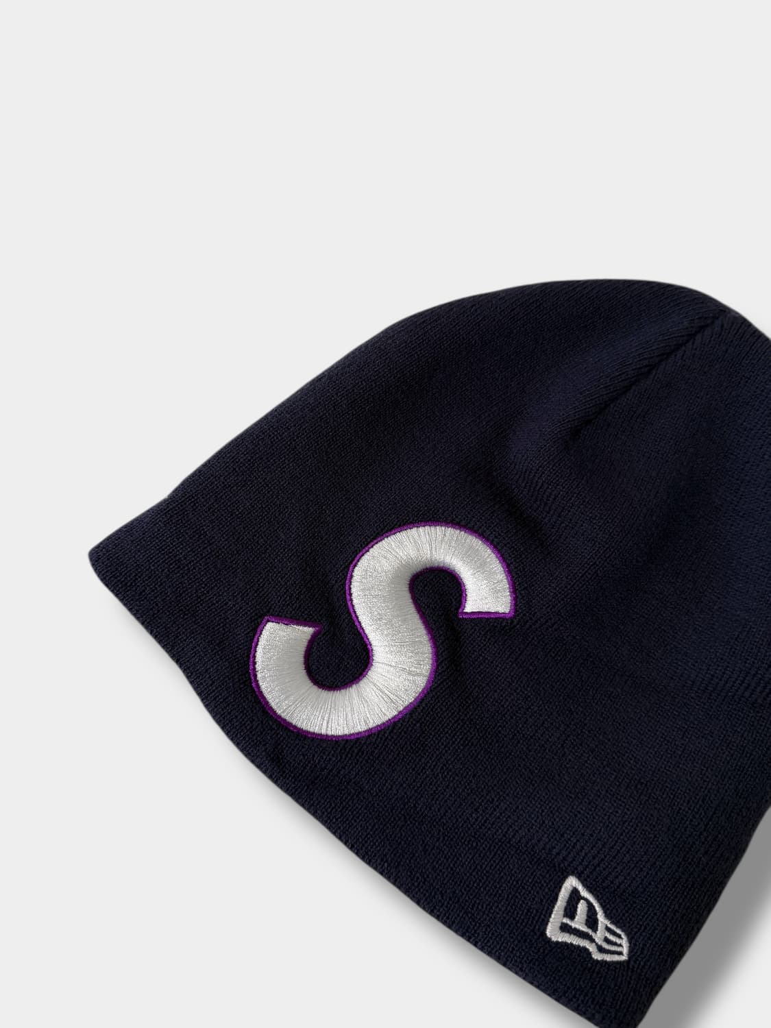 슈프림 x 뉴에라 23ss S로고 비니 상품이미지2