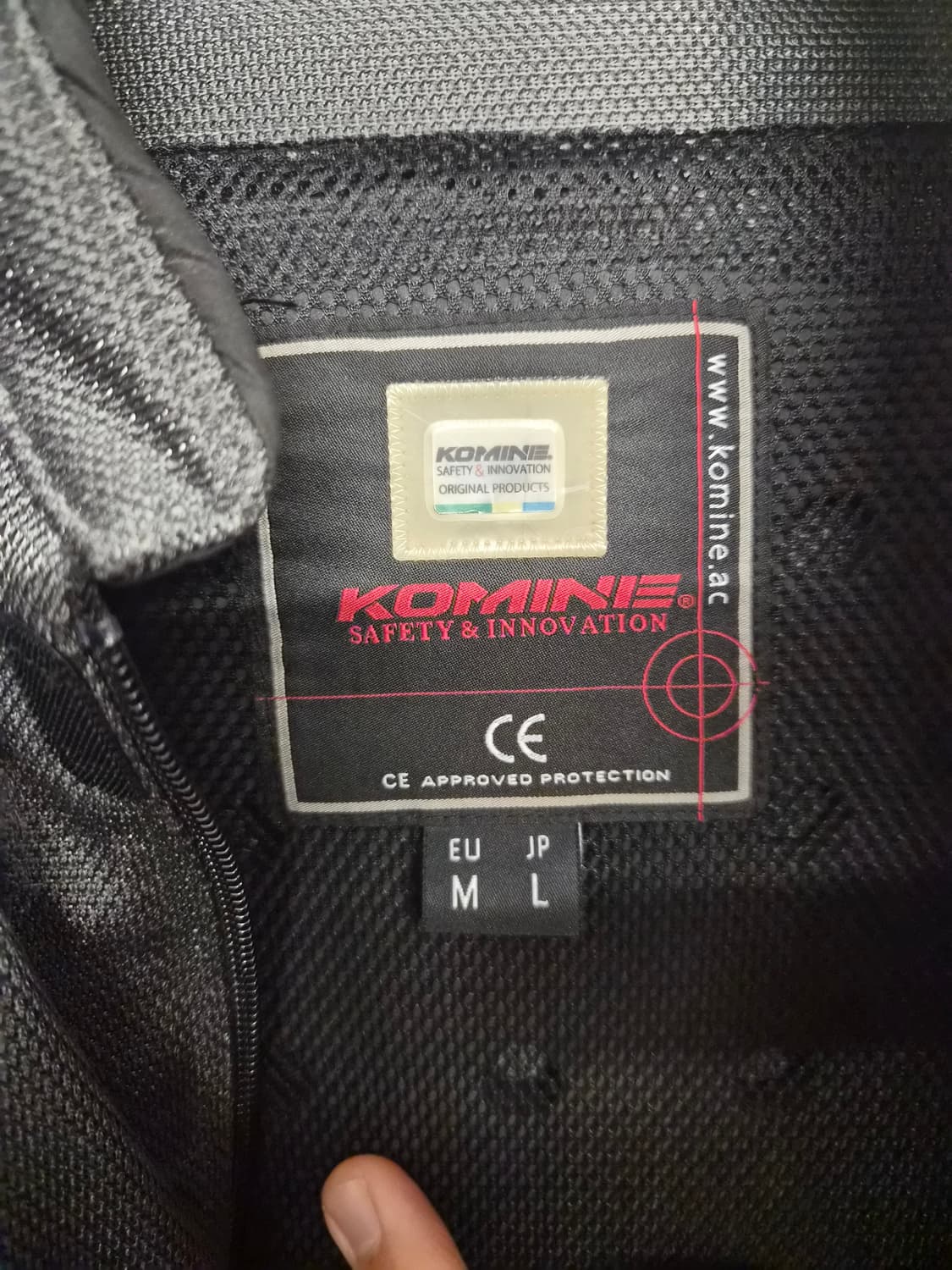 L) 코미네 풀매쉬 jk-100 바이크 자켓 팝니다 상품이미지3